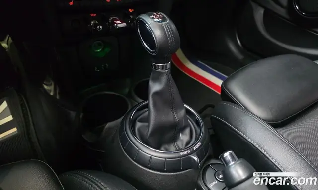 Mini Cooper 2016 1.5 автомат (гидро), миниатюра 9