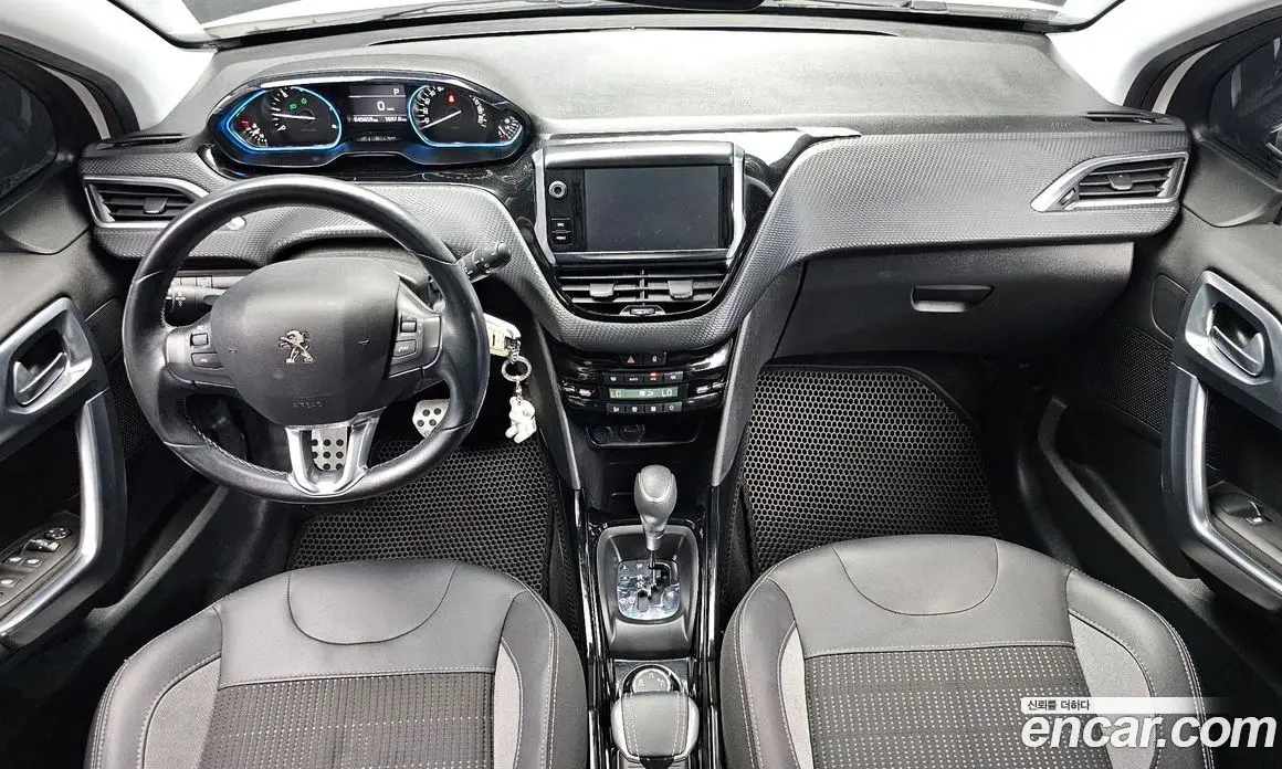 Peugeot 2008 2019 1.5 автомат (гидро), фото 7