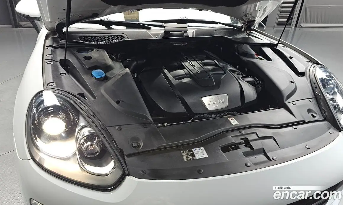 Porsche Cayenne 2016 3.0 автомат (гидро), фото 6