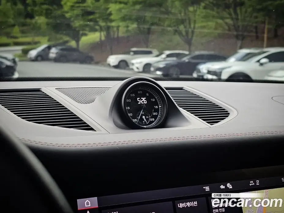 Porsche Macan 2022 2.9 автомат (гидро), фото 12