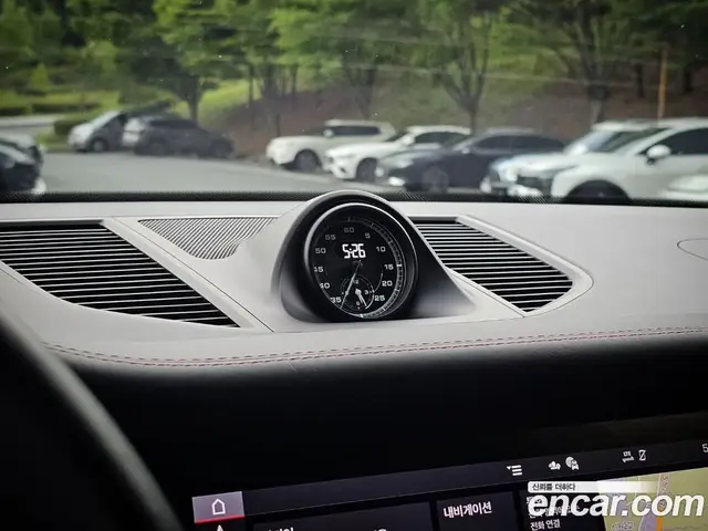 Porsche Macan 2022 2.9 автомат (гидро), миниатюра 12