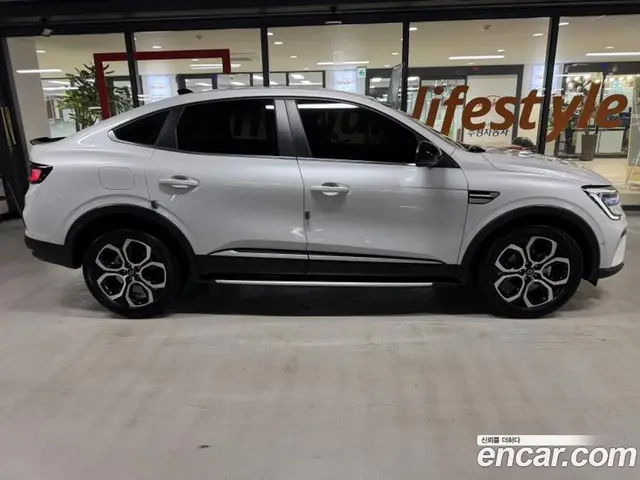 Renault (Samsung) Arkana 2024 1.3 автомат (гидро), миниатюра 3