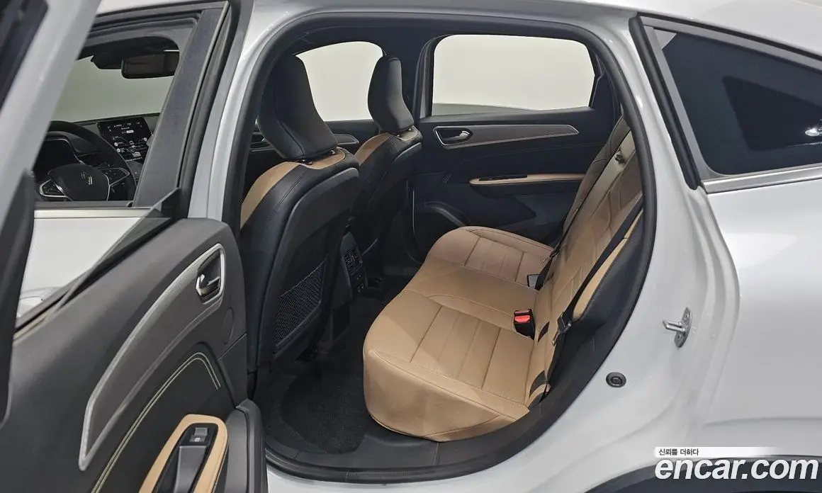 Renault (Samsung) Arkana 2025 1.6 автомат (гидро), фото 12