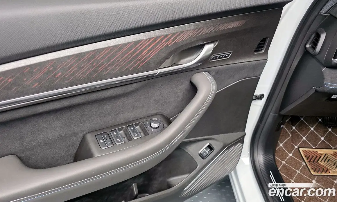 Renault (Samsung) Grand Koleos 2024 1.5 автомат (гидро), фото 27