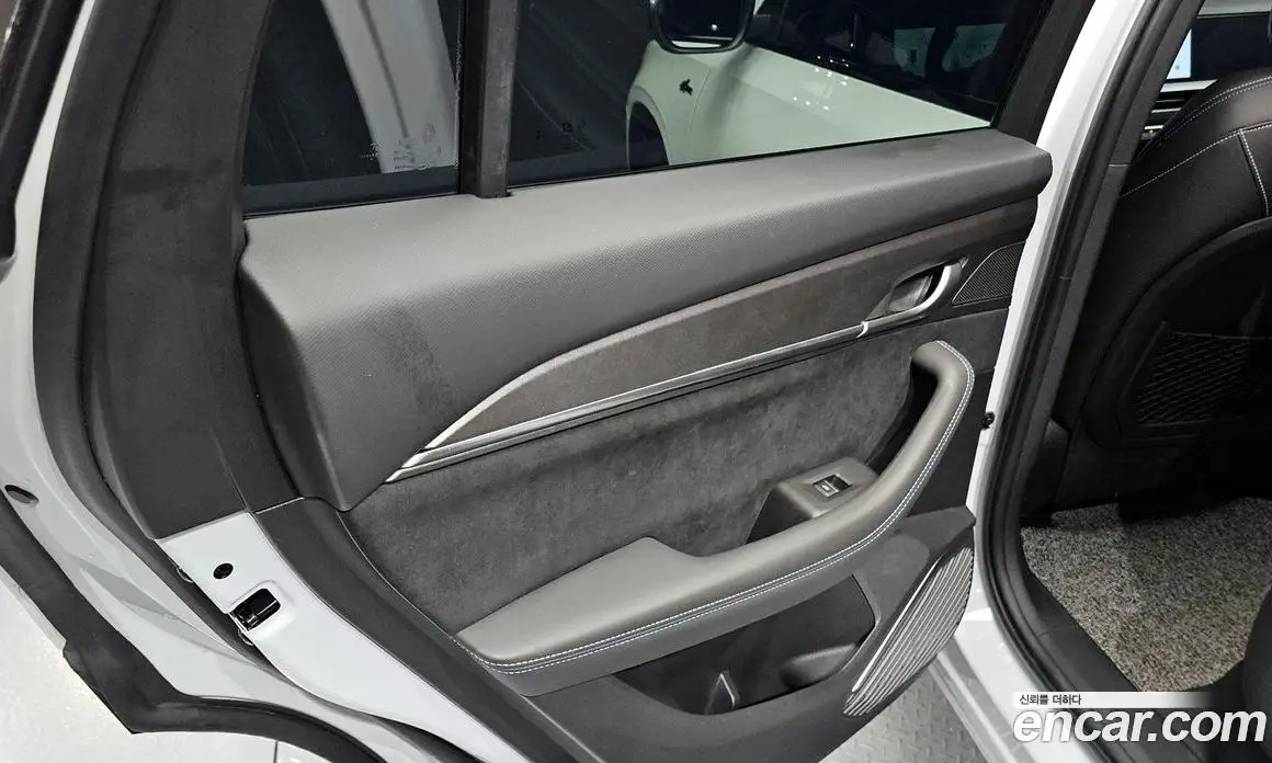 Renault (Samsung) Grand Koleos 2024 1.5 автомат (гидро), фото 15