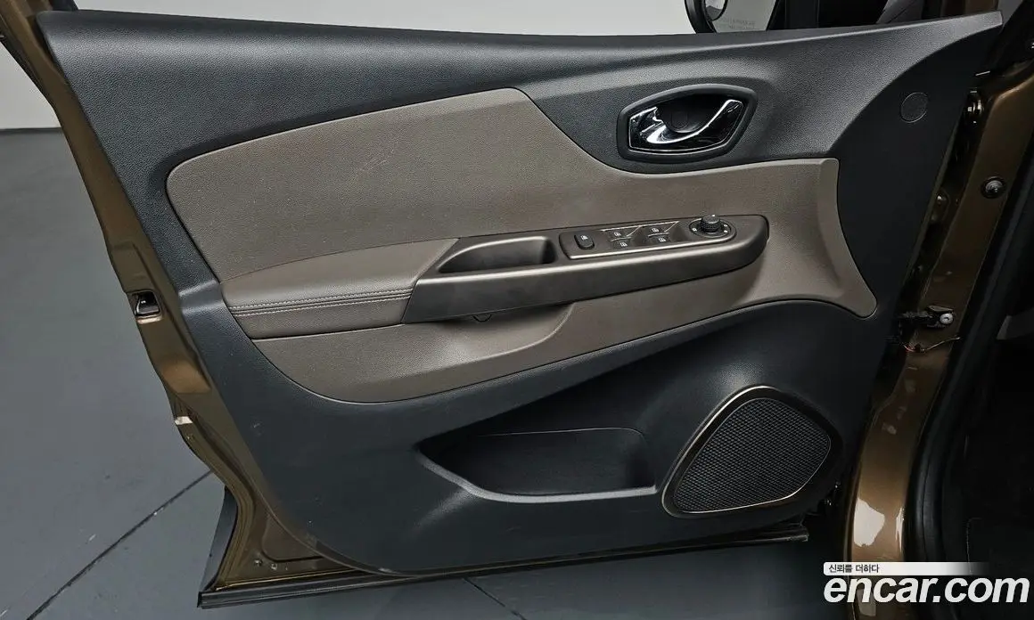 Renault (Samsung) QM3 2016 1.5 автомат (гидро), фото 13