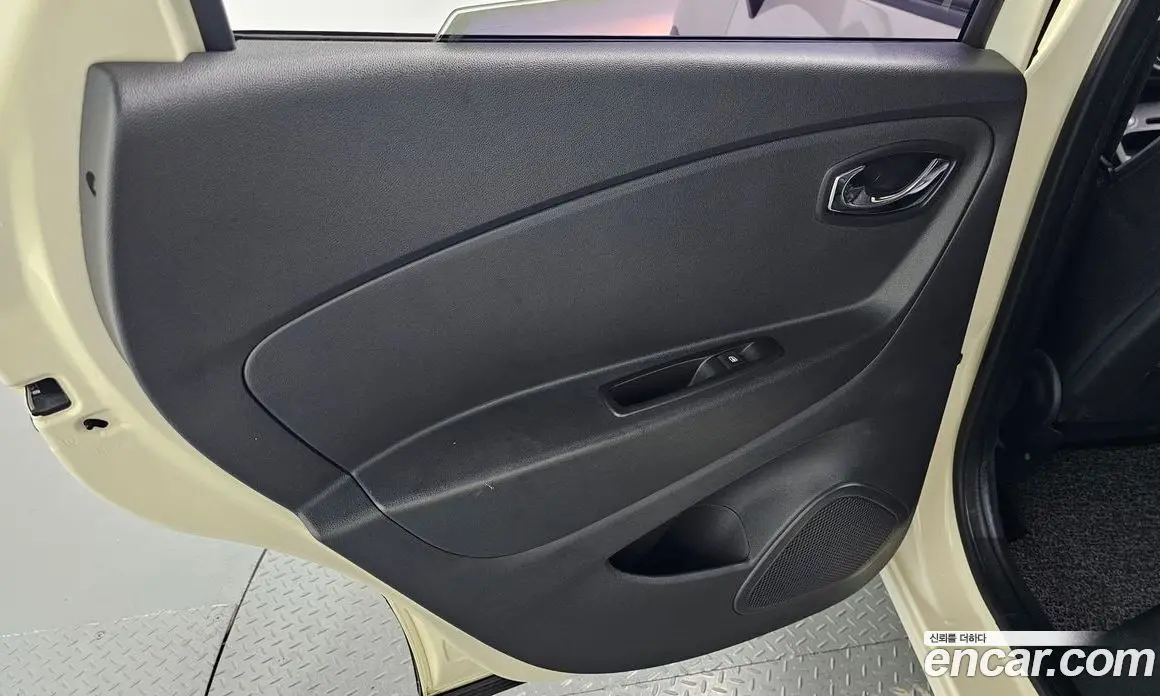 Renault (Samsung) QM3 2016 1.5 автомат (гидро), фото 15