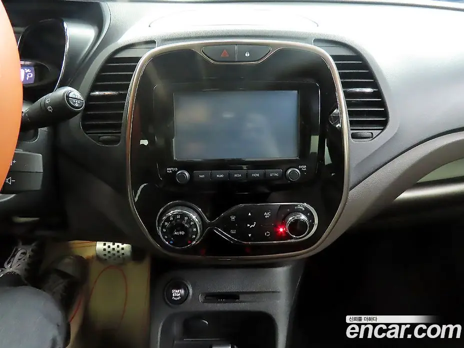 Renault (Samsung) QM3 2017 1.5 автомат (гидро), фото 12 Renault (Samsung) QM3 2017 1.5 автомат (гидро), фото 12
