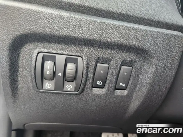 Renault (Samsung) QM3 2017 1.5 автомат (гидро), миниатюра 9