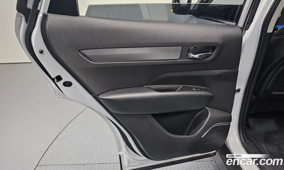 Renault (Samsung) QM6 2022 2.0 автомат (гидро), фото 15 Renault (Samsung) QM6 2022 2.0 автомат (гидро), фото 15