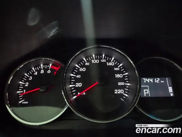 Renault (Samsung) SM3 2011 2.0 автомат (гидро), миниатюра 12