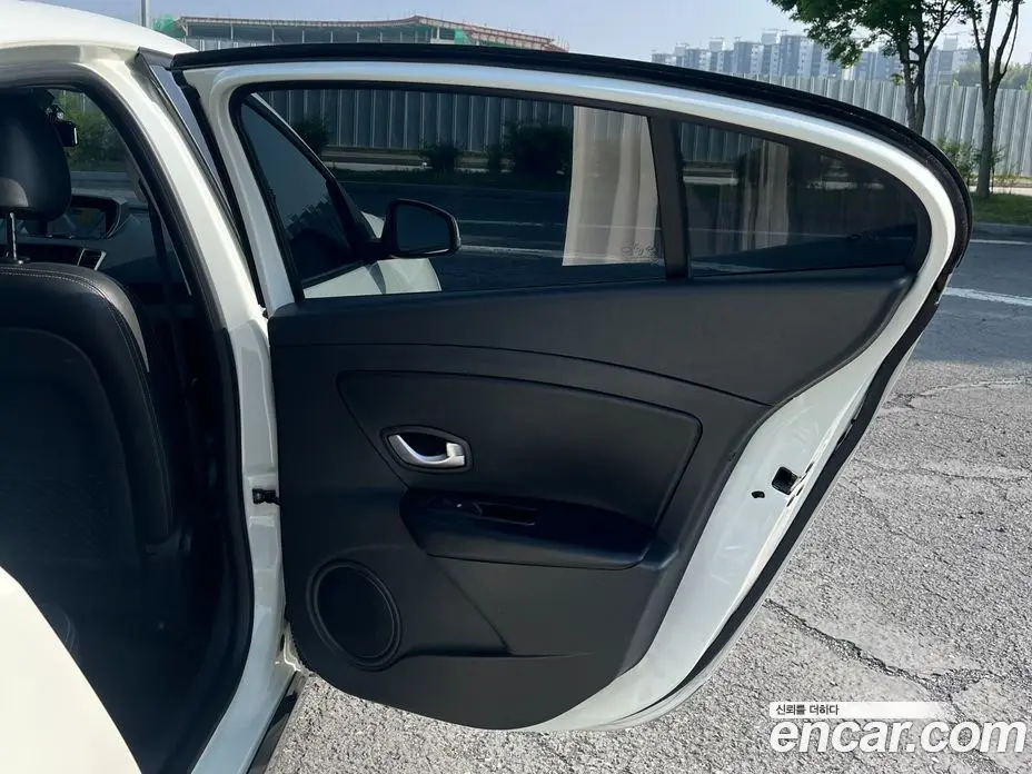 Renault (Samsung) SM3 2013 1.6 автомат (гидро), фото 16