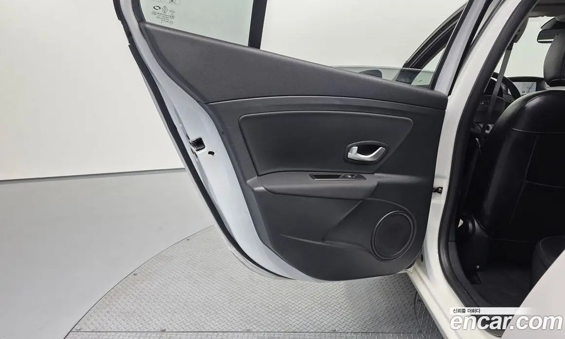Renault (Samsung) SM3 2015 1.6 автомат (гидро), фото 15