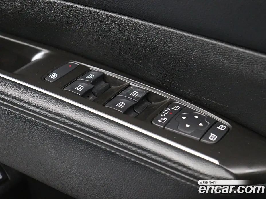 Renault (Samsung) SM6 2017 2.0 автомат (гидро), фото 12 Renault (Samsung) SM6 2017 2.0 автомат (гидро), фото 12