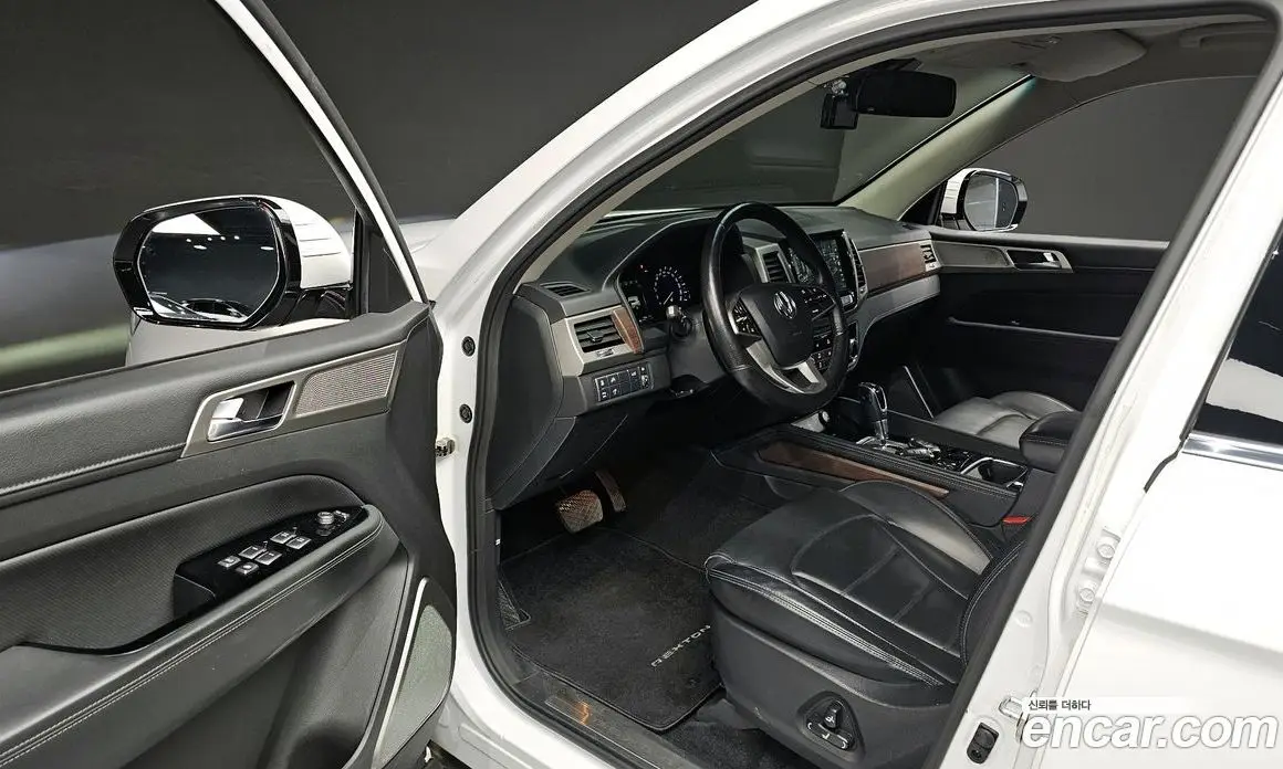 SsangYong Rexton 2018 2.2 автомат (гидро), фото 11