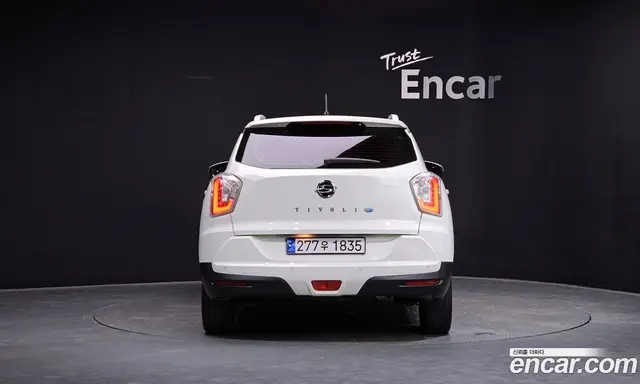 SsangYong TIBOLI 2015 1.6 автомат (гидро), миниатюра 4