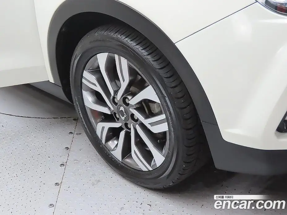 SsangYong TIBOLI 2019 1.6 автомат (гидро), фото 5