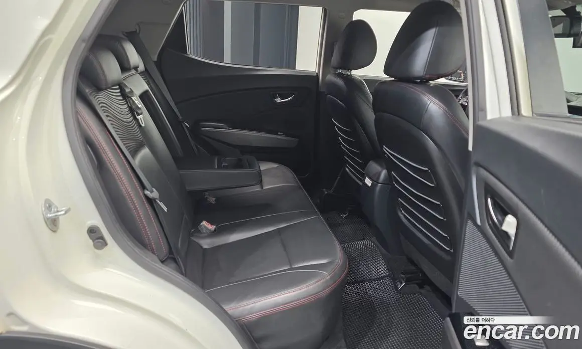 SsangYong TIBOLI 2019 1.6 автомат (гидро), фото 17