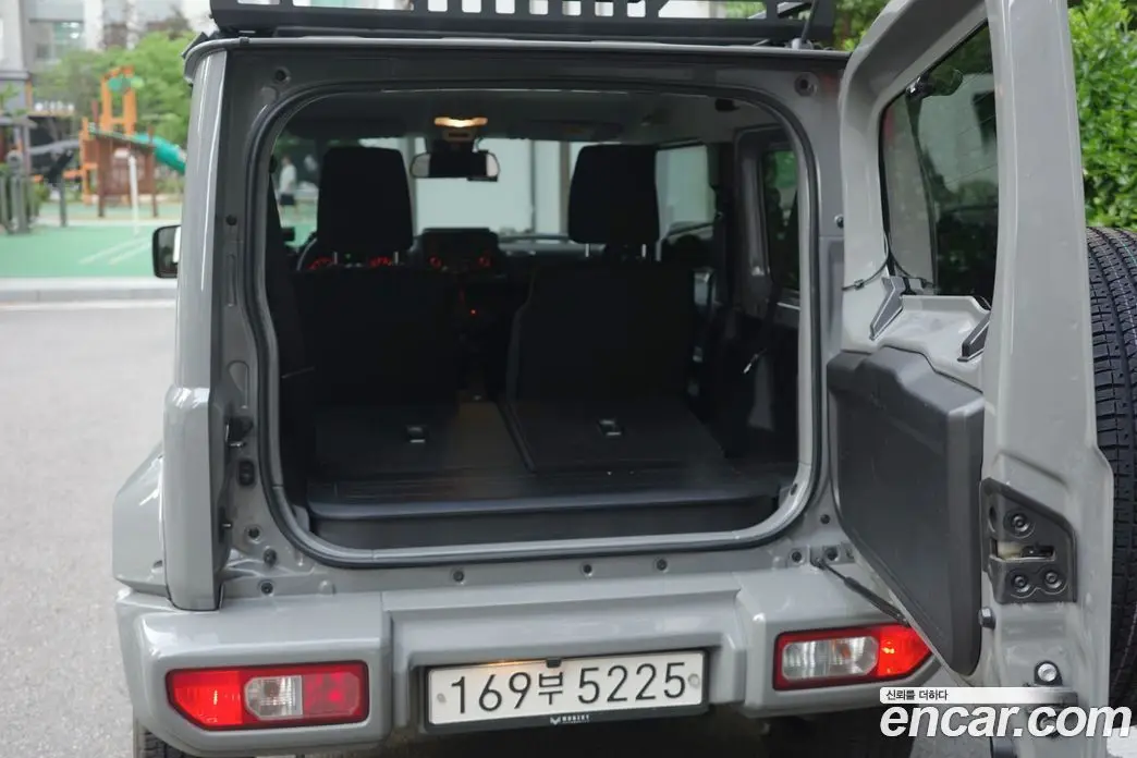 Suzuki Jimny 2019 1.5 автомат (гидро), фото 13
