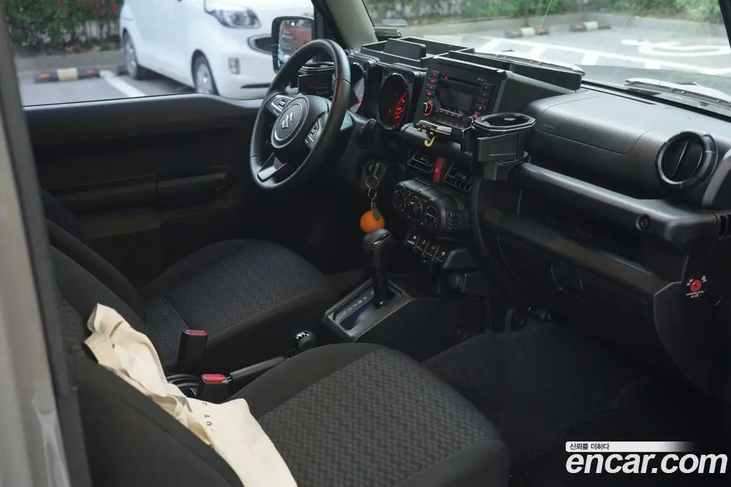 Suzuki Jimny 2019 1.5 автомат (гидро), фото 9