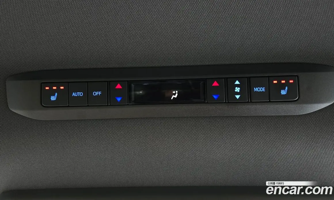 Toyota Sienna 2023 2.5 автомат (гидро), фото 18 Toyota Sienna 2023 2.5 автомат (гидро), фото 18
