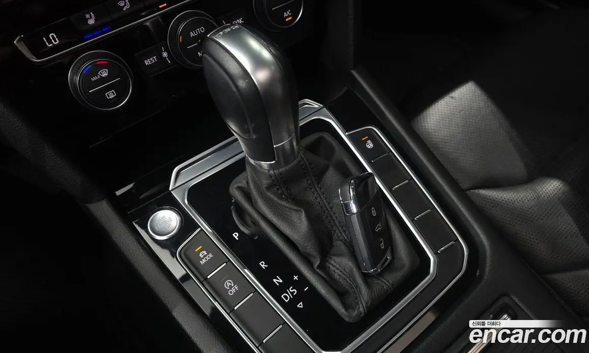 Volkswagen Arteon 2019 2.0 автомат (гидро), фото 12