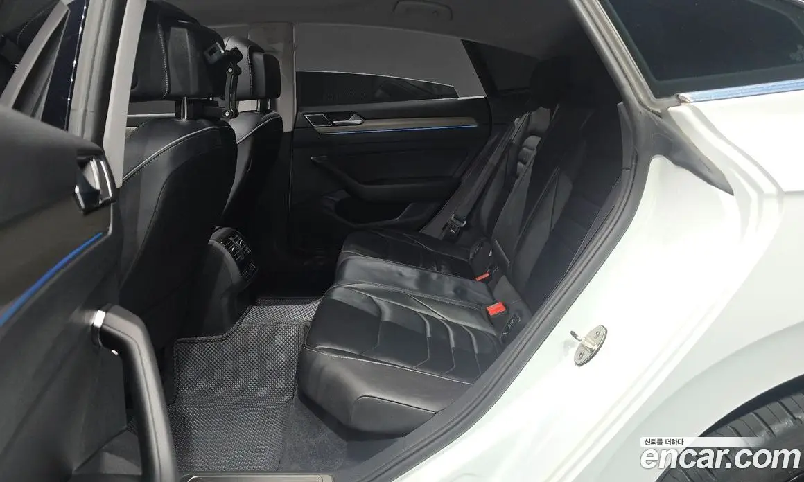 Volkswagen Arteon 2019 2.0 автомат (гидро), фото 18