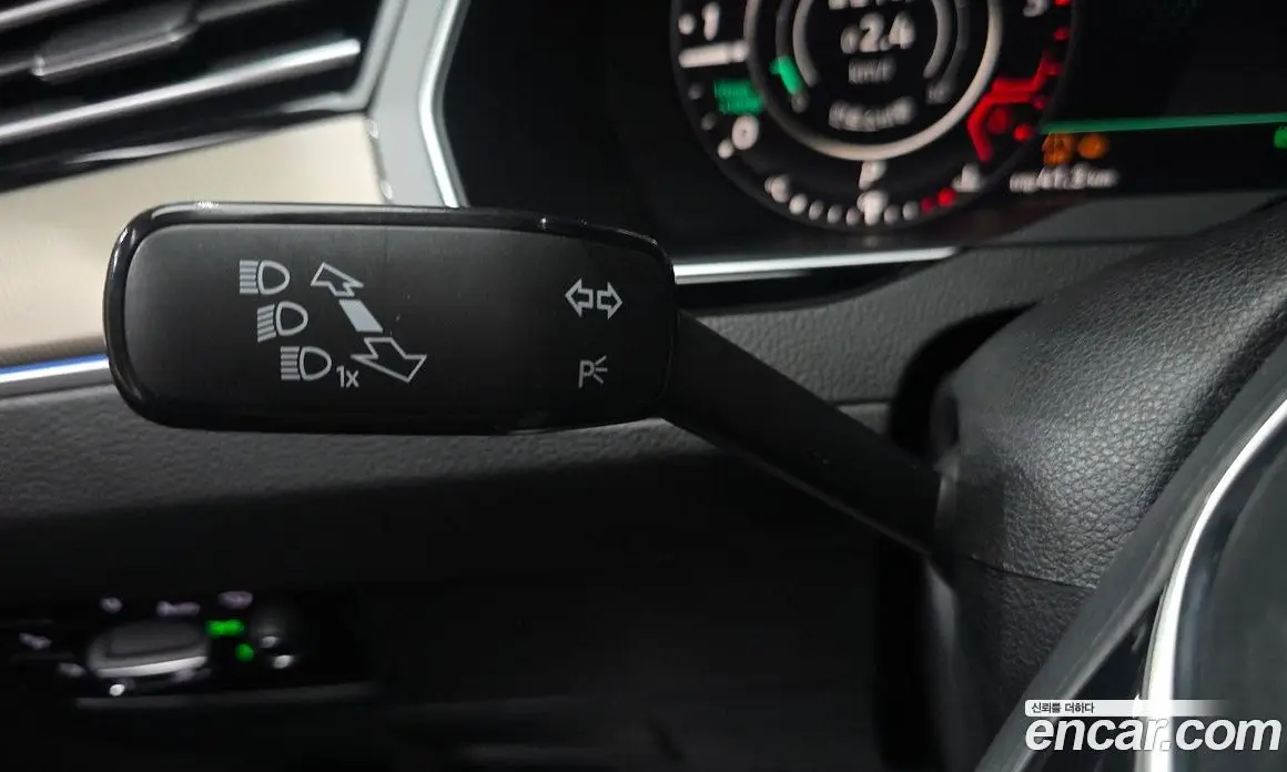 Volkswagen Arteon 2019 2.0 автомат (гидро), фото 29