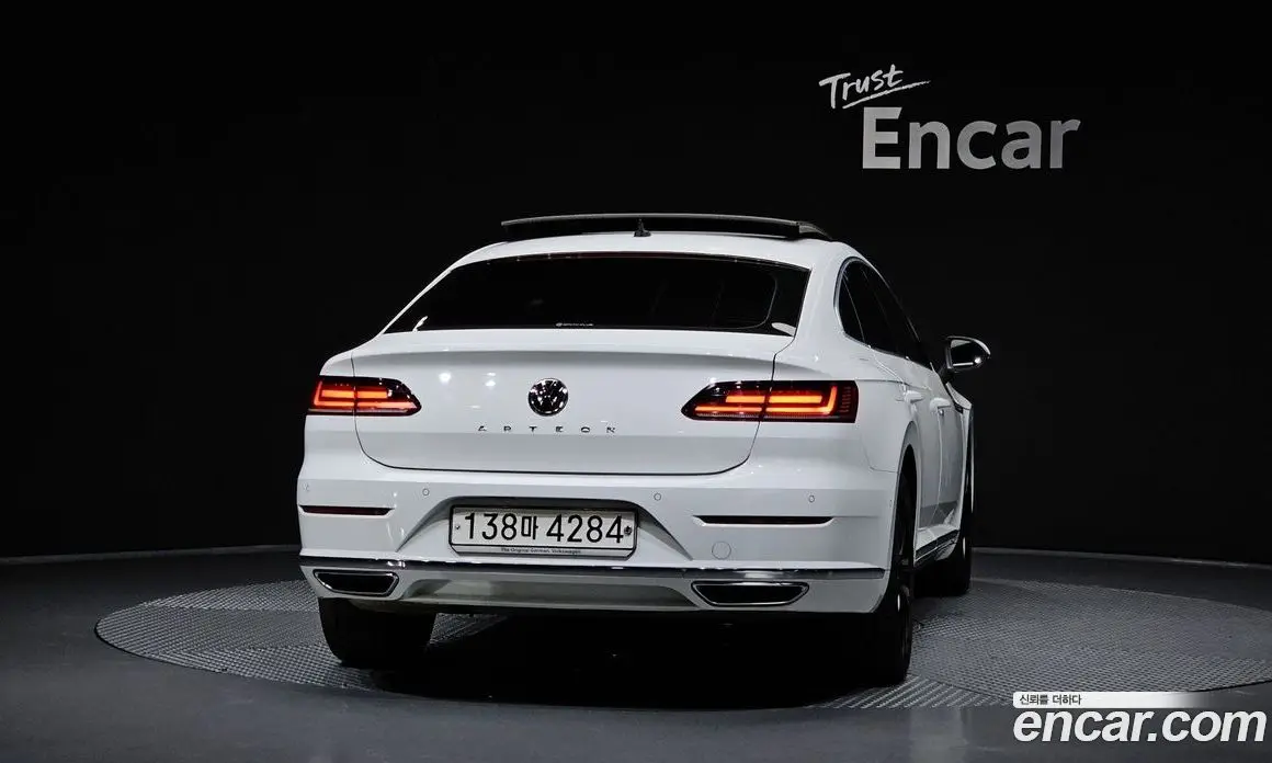 Volkswagen Arteon 2019 2.0 автомат (гидро), фото 4