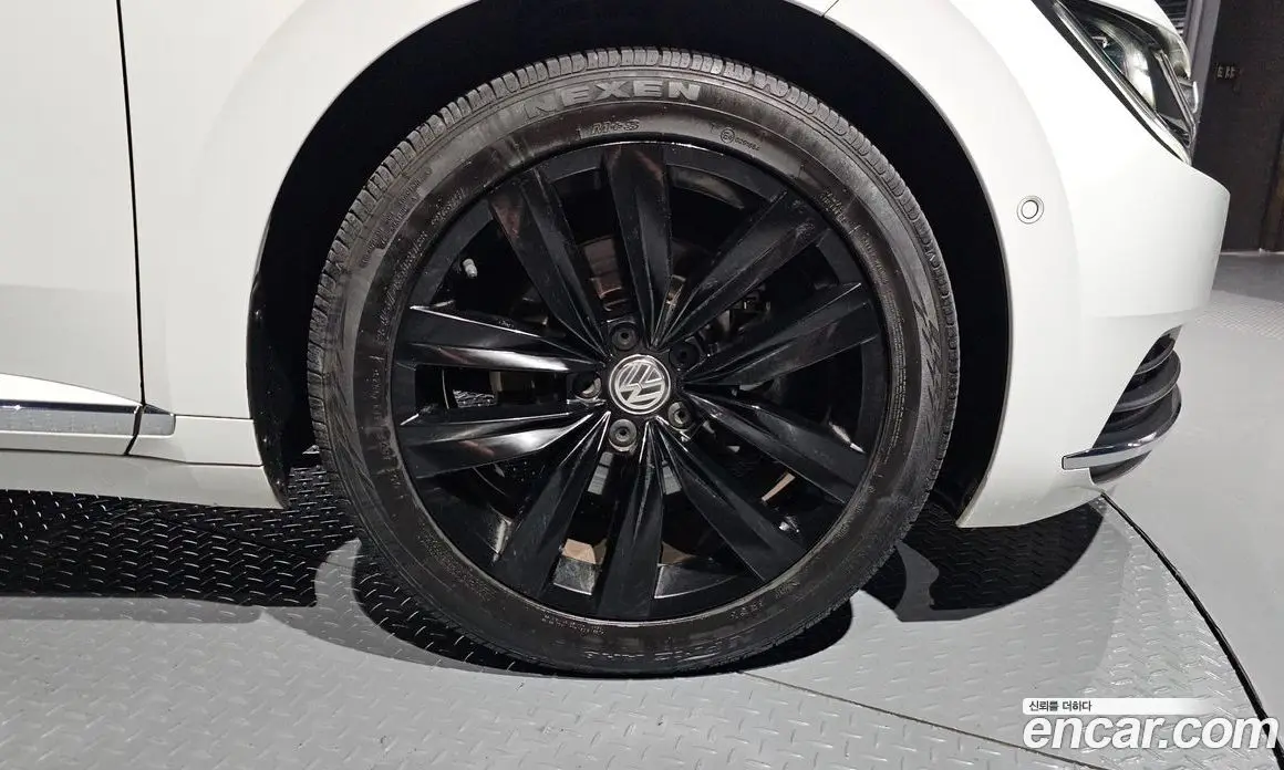 Volkswagen Arteon 2019 2.0 автомат (гидро), фото 7