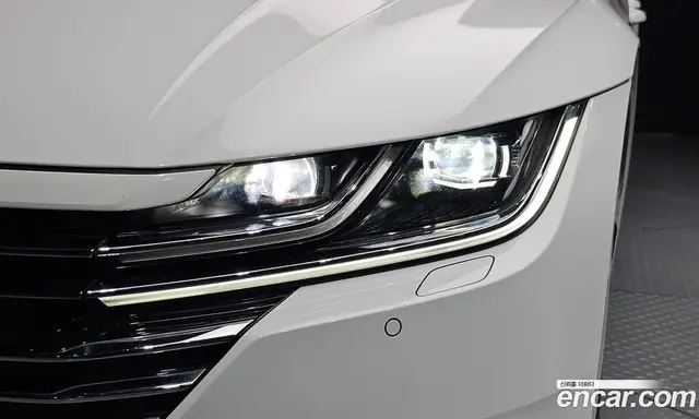 Volkswagen Arteon 2019 2.0 автомат (гидро), миниатюра 8