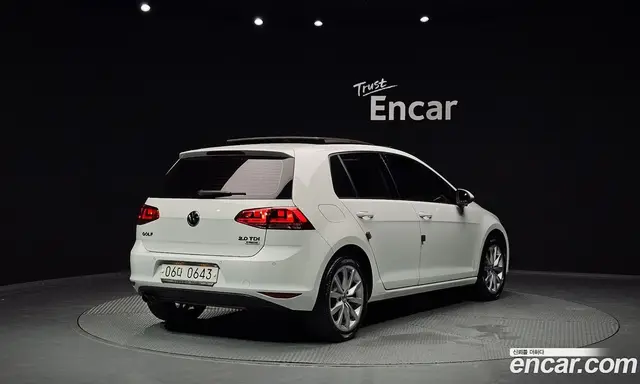 Volkswagen Golf 2015 2.0 автомат (гидро), миниатюра 2
