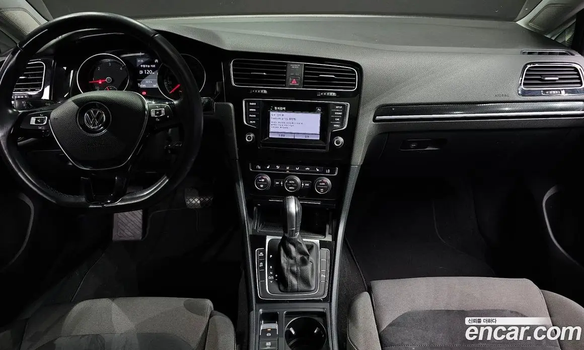 Volkswagen Golf 2015 2.0 автомат (гидро), фото 7