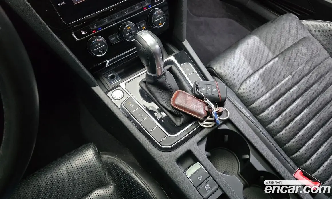 Volkswagen Passat 2018 2.0 автомат (гидро), фото 12