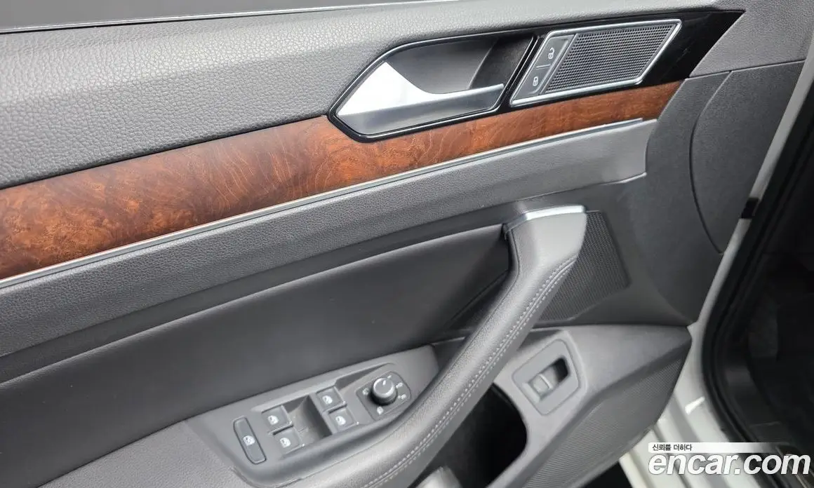 Volkswagen Passat 2018 2.0 автомат (гидро), фото 24
