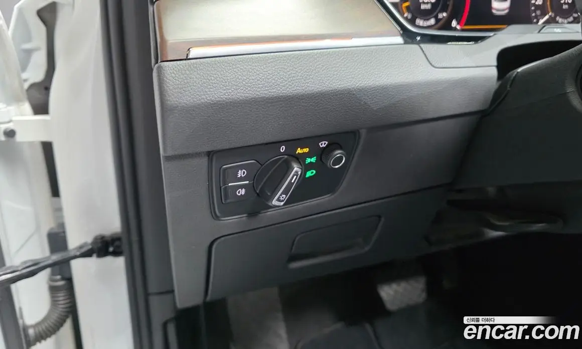 Volkswagen Passat 2018 2.0 автомат (гидро), фото 26