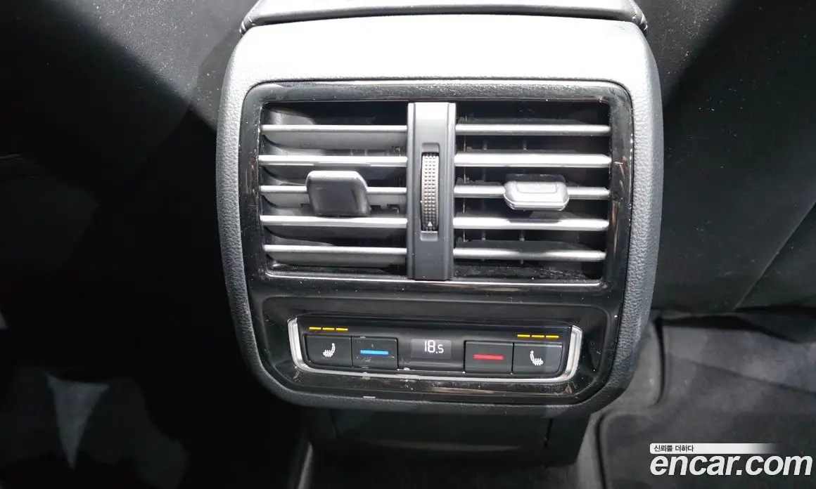 Volkswagen Passat 2018 2.0 автомат (гидро), фото 29