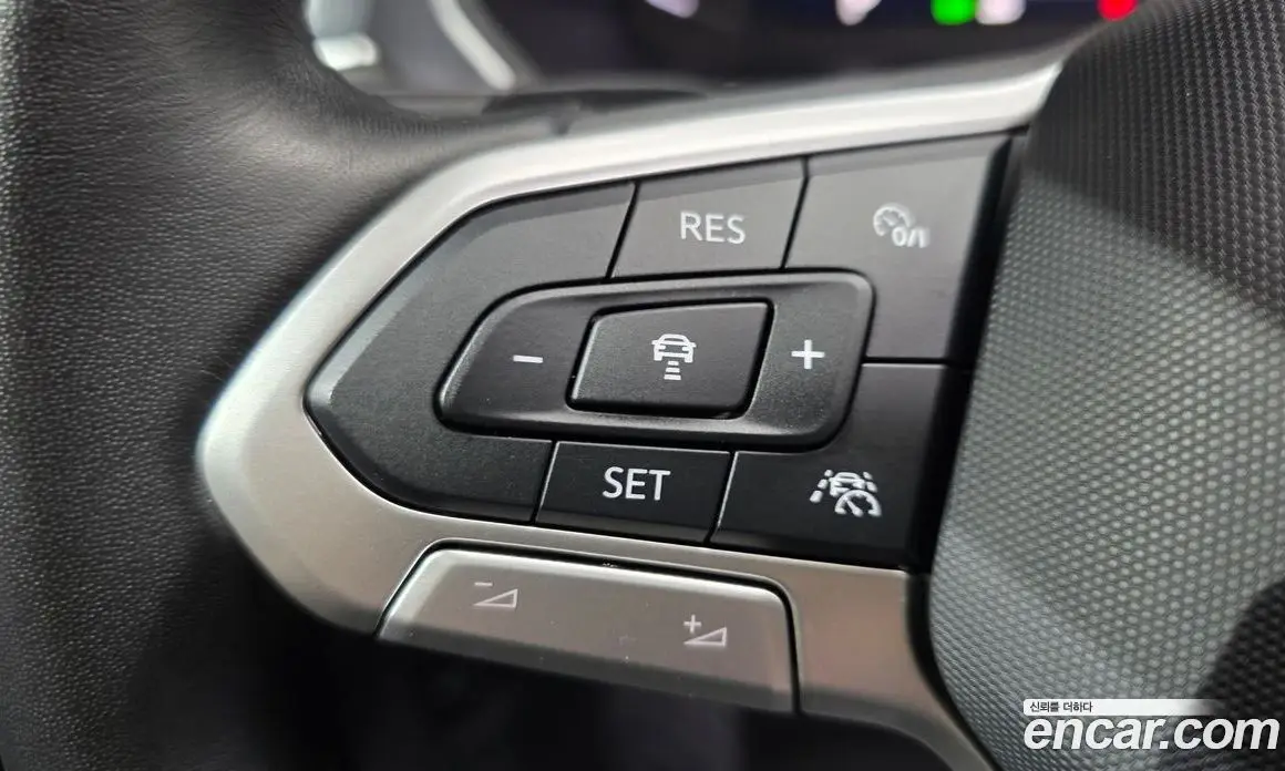 Volkswagen Tiguan 2022 2.0 автомат (гидро), фото 20
