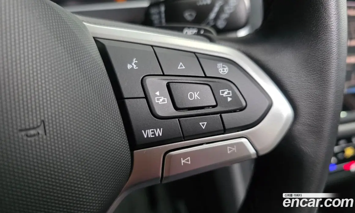 Volkswagen Tiguan 2022 2.0 автомат (гидро), фото 21