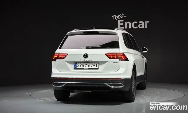 Volkswagen Tiguan 2022 2.0 автомат (гидро), миниатюра 4