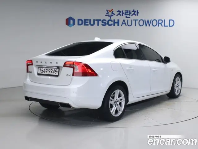 Volvo S60 2015 2.0 автомат (гидро), миниатюра 2