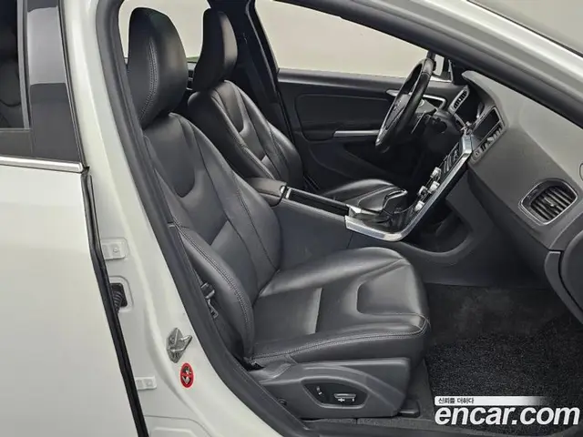 Volvo S60 2015 2.0 автомат (гидро), миниатюра 10