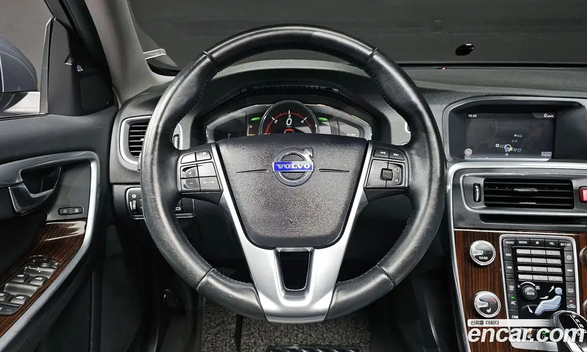 Volvo S60 2018 2.0 автомат (гидро), фото 18
