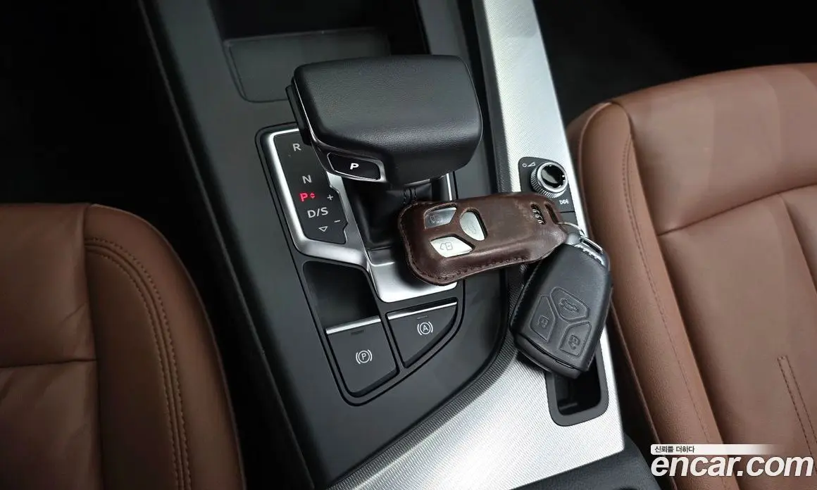 Audi A4 2023 2.0 автомат (гидро), фото 9
