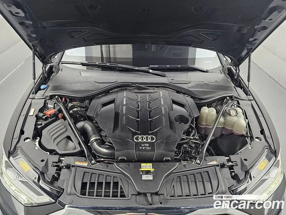 Audi A8 2021 4.0 автомат (гидро), фото 6
