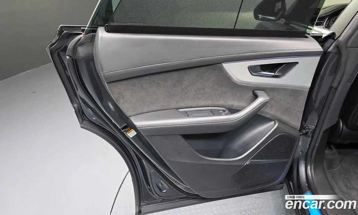 Audi Q8 2021 3.0 автомат (гидро), фото 15