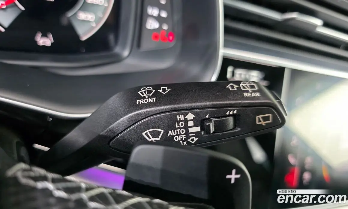 Audi Q8 2021 3.0 автомат (гидро), фото 29