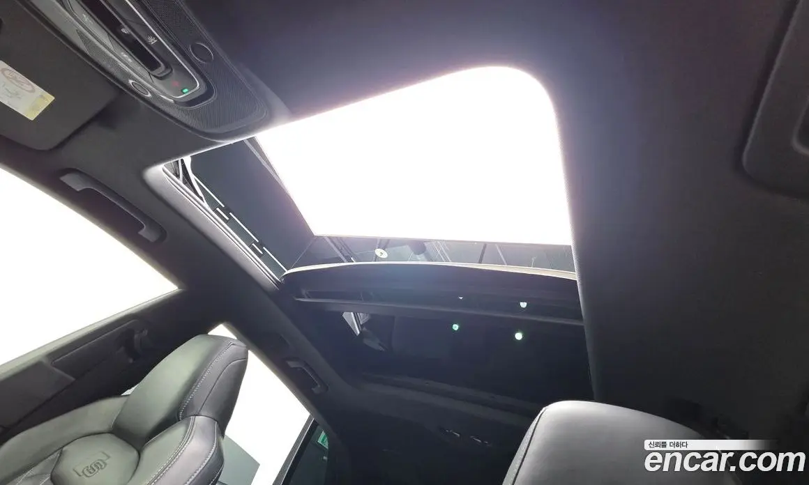 Audi Q8 2021 3.0 автомат (гидро), фото 32