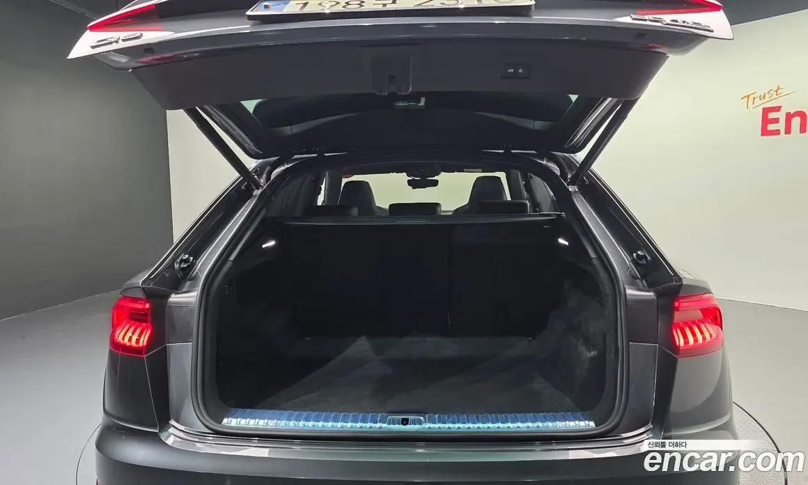 Audi Q8 2021 3.0 автомат (гидро), фото 34