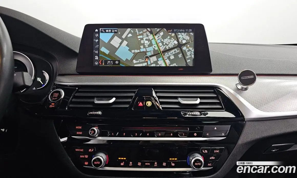 BMW 5 серия 2017 2.0 автомат (гидро), фото 14